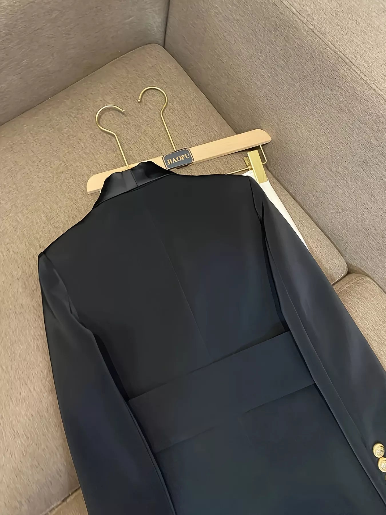 1e306c61-2ece-4f65-8410-76b0907bf565-Max-Origin