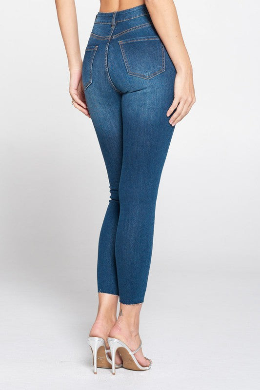 Mid-rise Jeans with Frayed Front